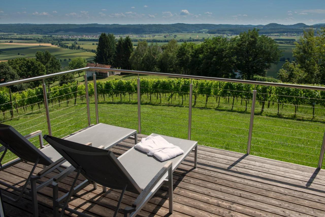 Ferienhaeuser Im Weingarten Fehring Luaran gambar